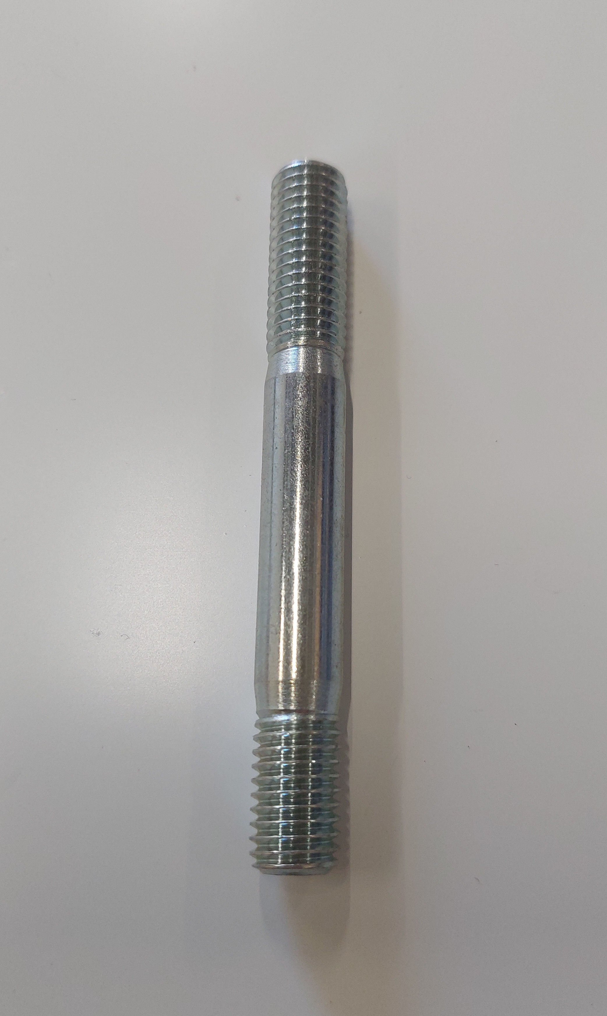 &Scaron;roub 10x65 z&aacute;vrt. 8.8