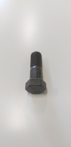 &Scaron;roub 10x30 čern&yacute;