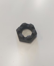 Matice M18x1,5 korun.