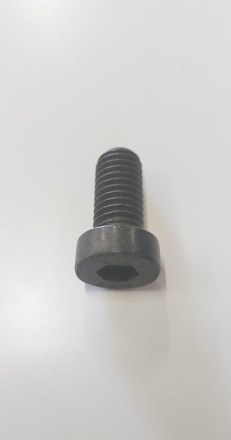 &Scaron;roub 10x20 -8.8-MKS   imbus