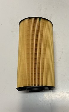 Filtr olej.E6-2234788