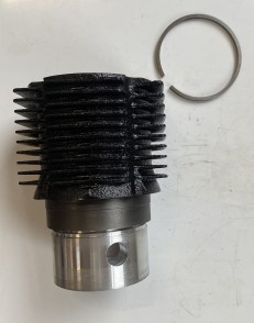P&iacute;st + v&aacute;lec 80,5 + PK