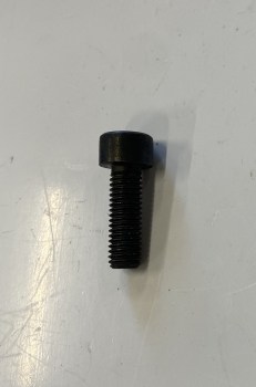 &Scaron;roub 8x25  imbus