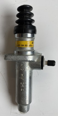 V&aacute;lec hlavn&iacute; spojky D25,4-6110